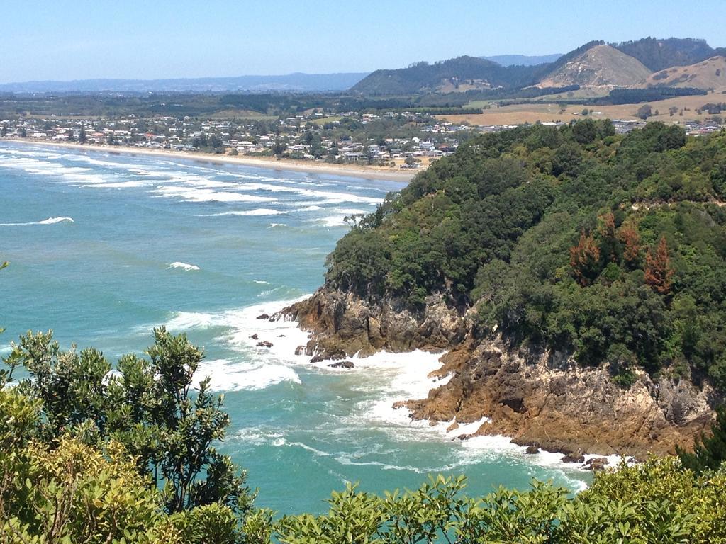 Waihi Beach Getaway-Studio, Ensuite & Private Deck Экстерьер фото